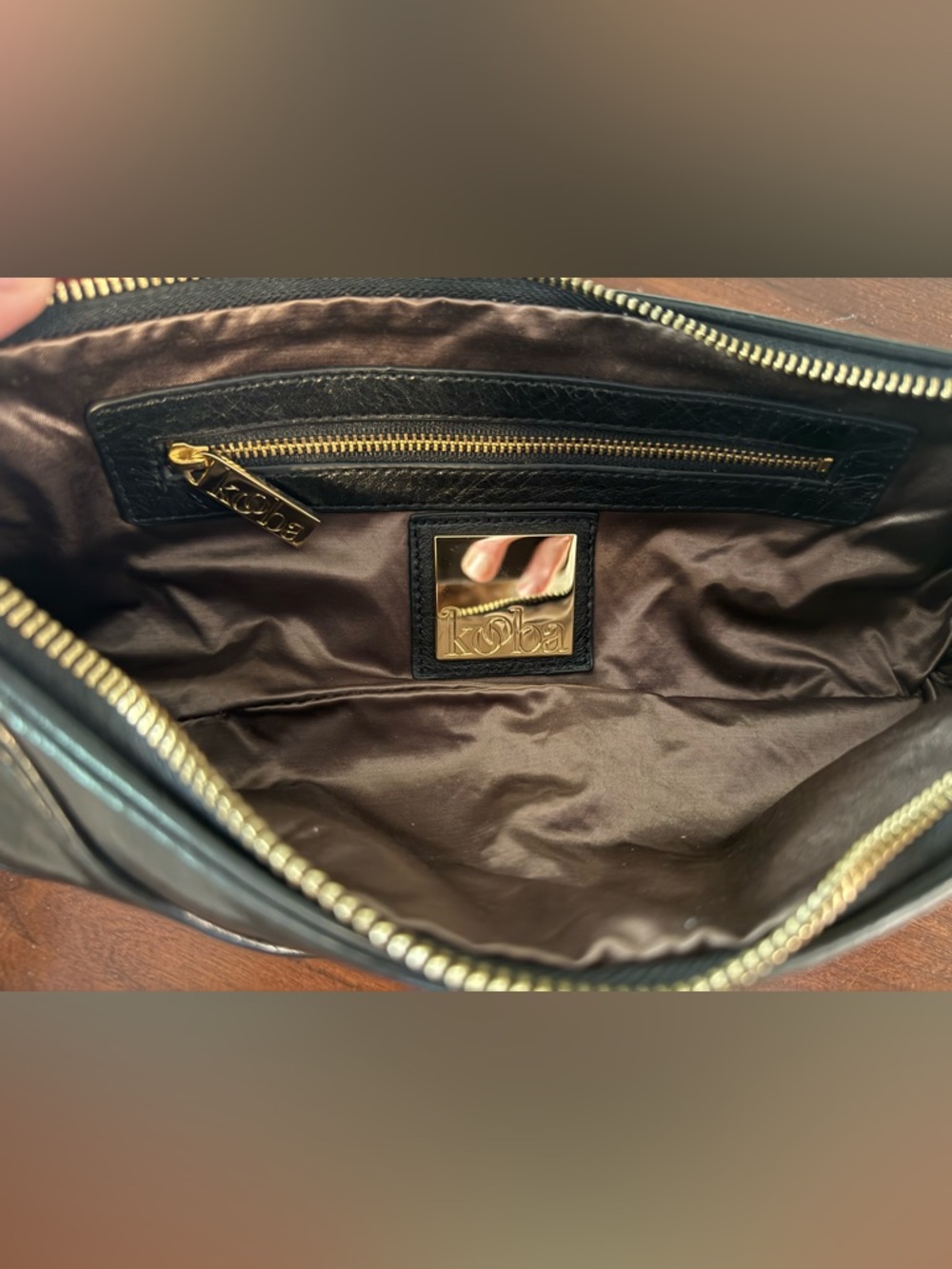 Vintage Kooba Oversized Leather Barrel Clutch w/ Wristlet & Removable Chain - Picture 7 of 10